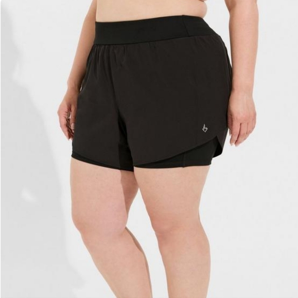 Torrid runner shorts - Picture 2 of 2